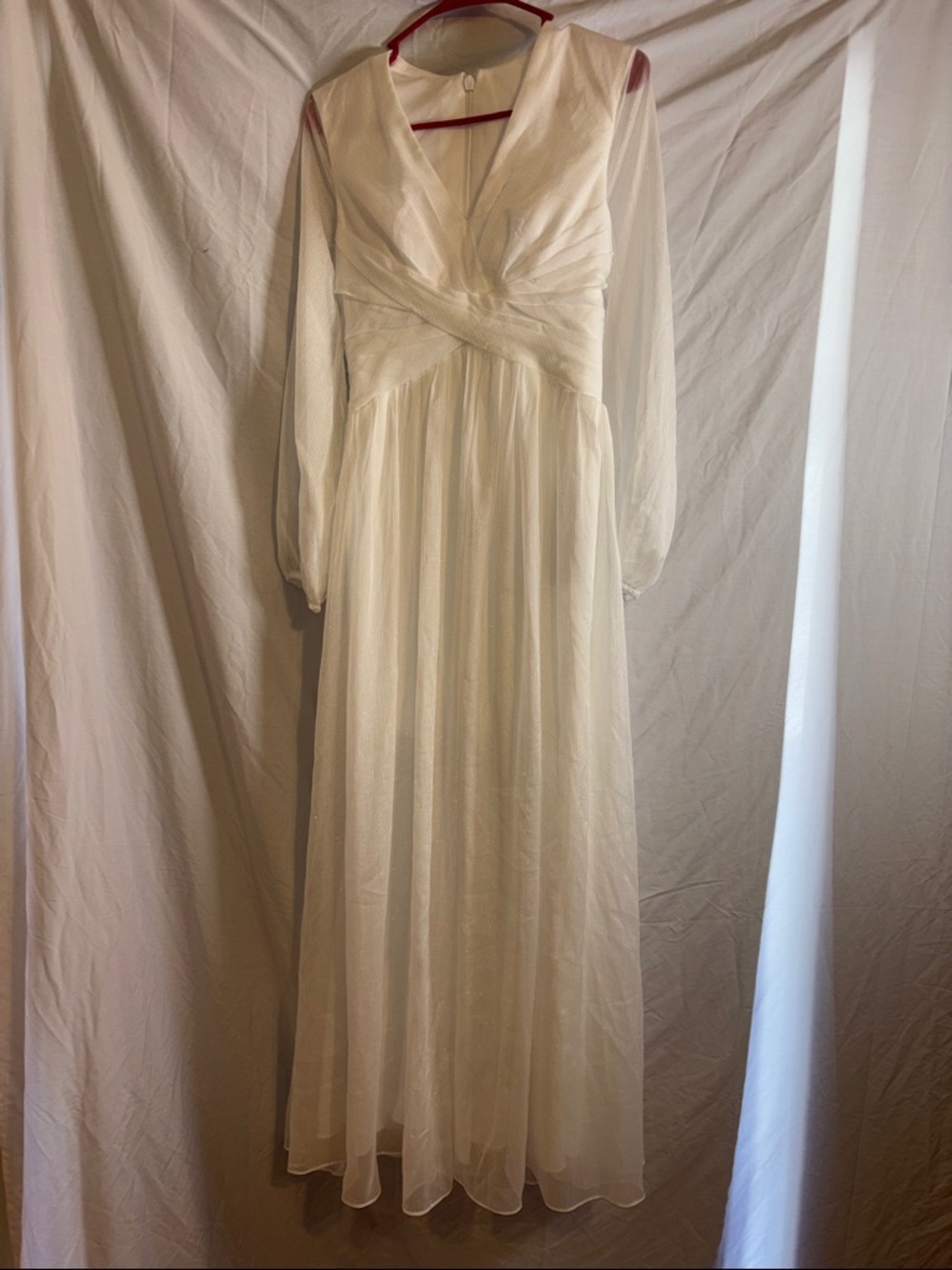 Chiffon White V-Neck Long Sleeve Maxi Dress